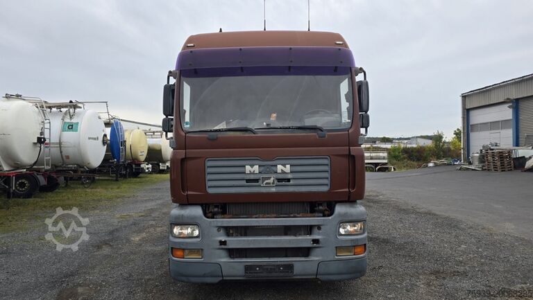 LKW-Fahrgestell MAN TGA 18.430 4x2