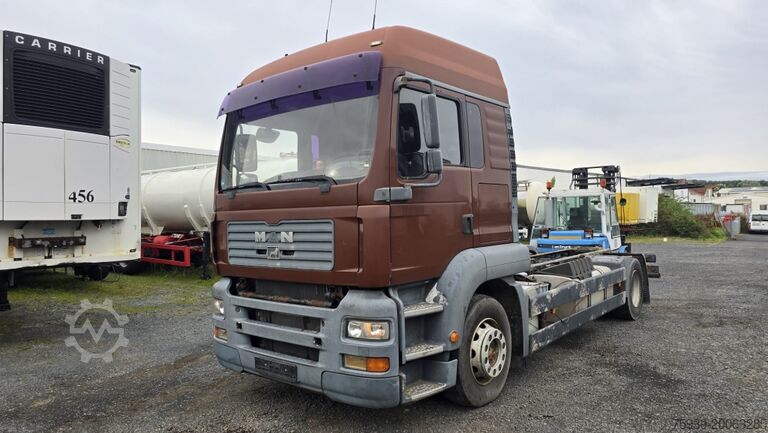 LKW-Fahrgestell MAN TGA 18.430 4x2