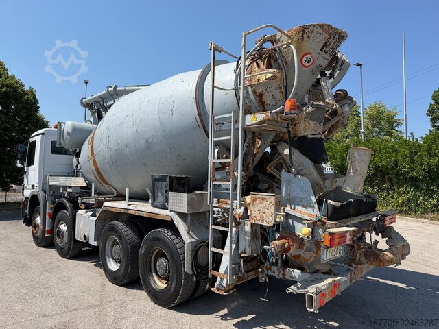 Concrete pump truck Mercedes-Benz Actros 4144 B