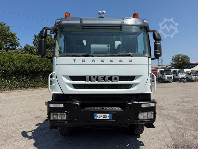 Concrete mixer truck Iveco TRAKKER 450