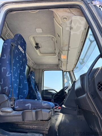 Concrete mixer truck Iveco TRAKKER 450