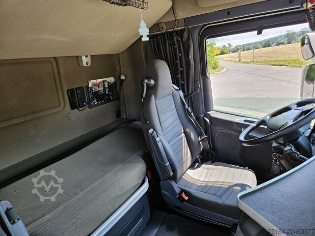 Tipper truck SCANIA R 520 6x2 Nachlauflenkachse