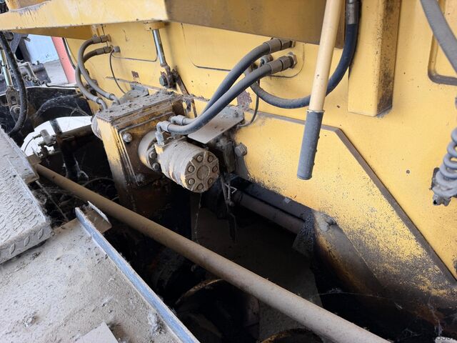 Tracked paver Bitelli BB 651 C