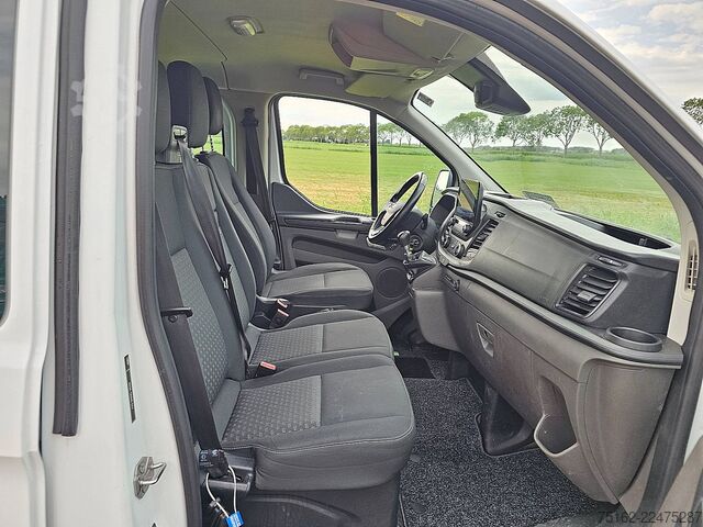 High-roof van FORD TRANSIT CUSTOM 2.0 L1 Dubbele Cabine AC