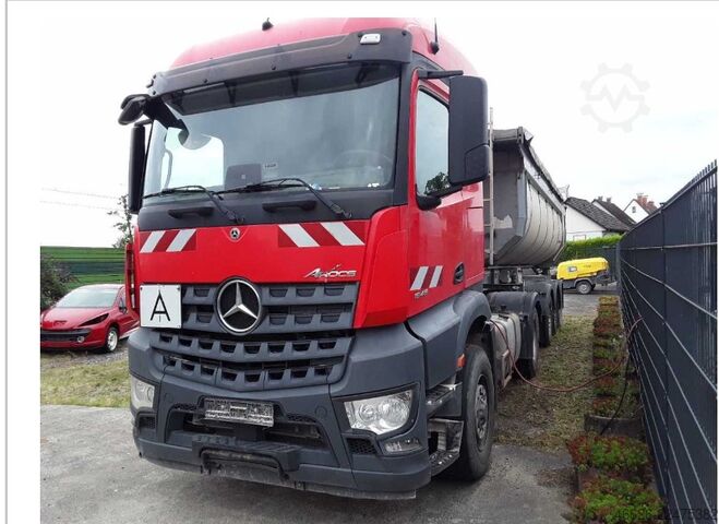 Standard tractor unit Mercedes-Benz Arocs 1845 LS