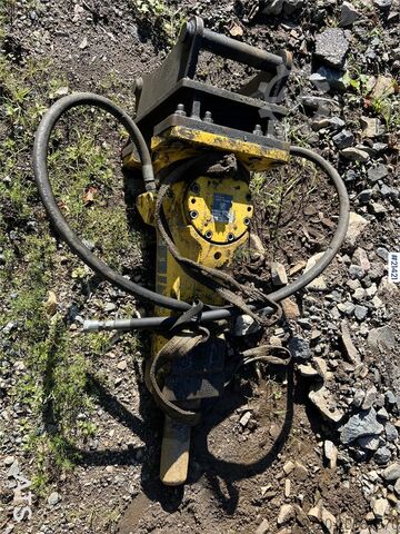 Brechhammer Epiroc SB 452 spike hammer (321 kg) m50 attachment