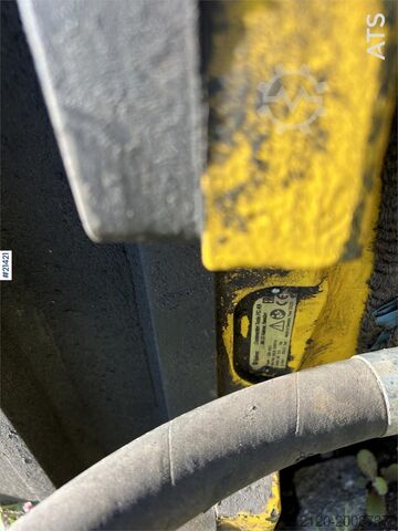 Brechhammer Epiroc SB 452 spike hammer (321 kg) m50 attachment