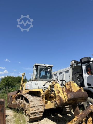 Chain excavator Komatsu D155AX-5