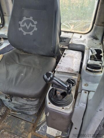 Chain excavator Komatsu D155AX-5