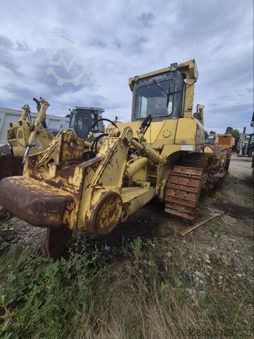 Chain excavator Komatsu D155AX-5