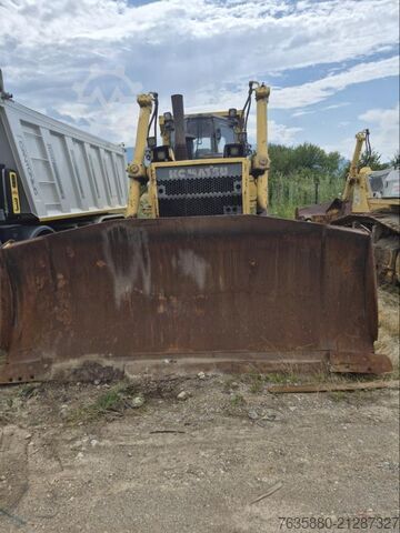 Chain excavator Komatsu D155AX-5