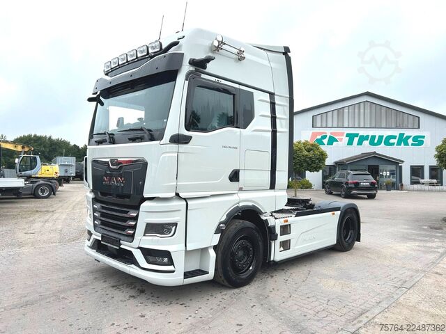 Standard SZM MAN TGX 18.560 BL/Retarder/ACC/2x Tank/D30 Motor!