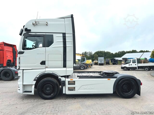 Standard SZM MAN TGX 18.560 BL/Retarder/ACC/2x Tank/D30 Motor!
