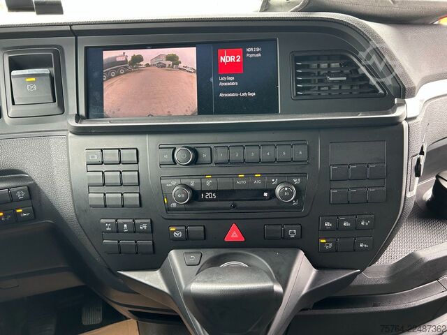 Standard SZM MAN TGX 18.560 BL/Retarder/ACC/2x Tank/D30 Motor!