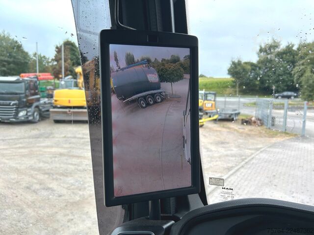 Standard SZM MAN TGX 18.560 BL/Retarder/ACC/2x Tank/D30 Motor!