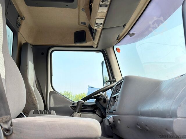 Autokran RENAULT KERAX 420 DCI *KIPPER 5,35m + PK 44 002/FUNK*8x4