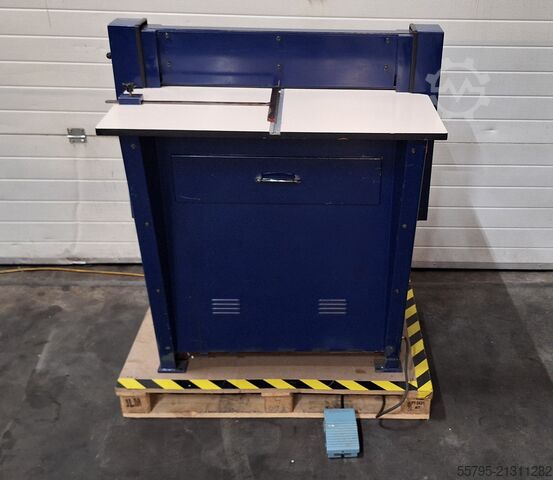 Stanztiegel James Burn wire-o punch machine M700