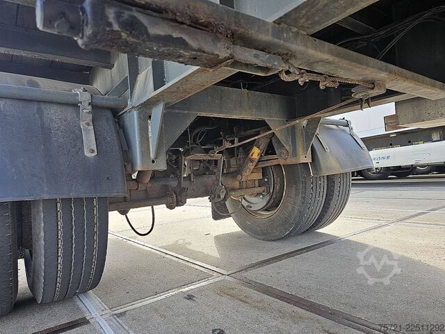 Loading platform VARMO 1 AXLE PLATFORM FORKLIFT CONNECTION
