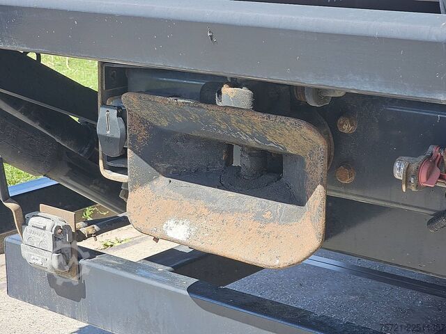 Sliding tarpaulin RENAULT D 280-16 16T GVW