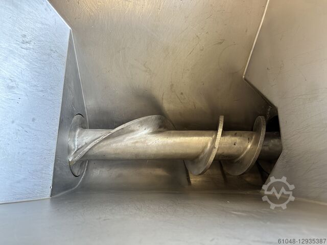 Meat grinder WOLFKING C-250 UNI