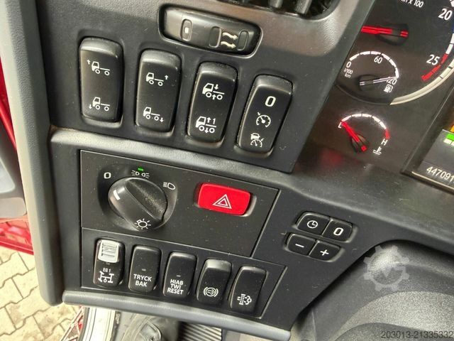 Truck mounted crane SCANIA R580 LB 8x2*6 HNB SZM mit Kran HIAB XS 422