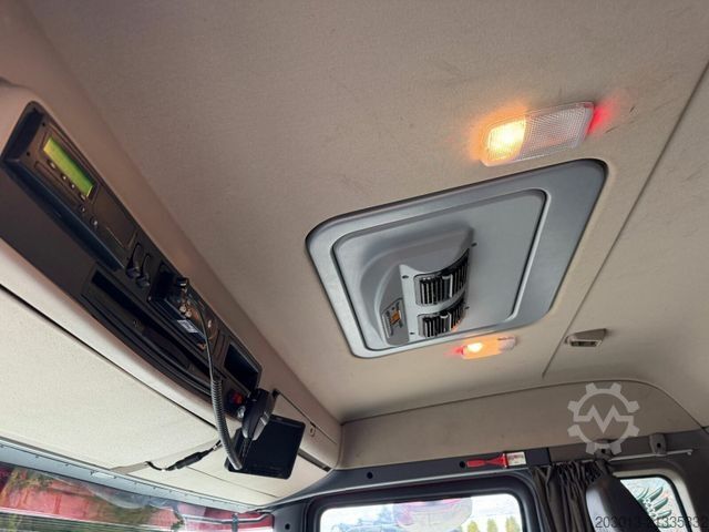 Truck mounted crane SCANIA R580 LB 8x2*6 HNB SZM mit Kran HIAB XS 422