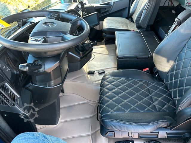 Truck mounted crane MERCEDES-BENZ Arocs 2548 6x4 ALLRAD KRAN 21m SEILWINDE