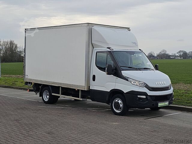 Suitcase IVECO DAILY 35C16 Bakwagen Laadklep!