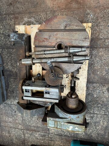 Milling machine AVIA FNC 25E3