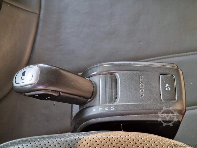 Volumen-SZM Volvo FH 13.500 Globetrotter XL 4x2 - Low deck - I Sa...