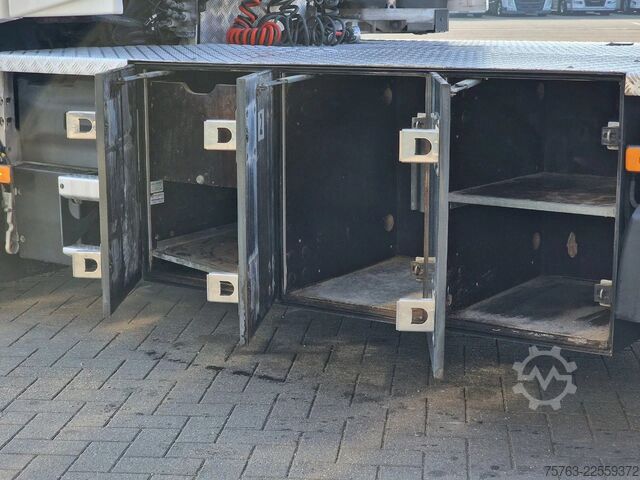 Volumen-SZM Volvo FH 13.500 Globetrotter XL 4x2 - Low deck - I Sa...