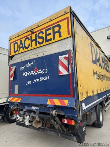 Flatbed truck with tarp DAF 290