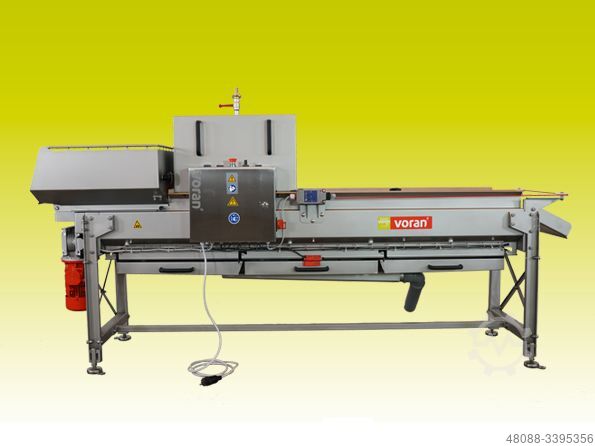 Cleaning and sorting table BRM voran BRM2000