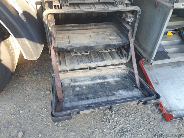 Flatbed semi-trailer Fliegl 3-Achs Mega Plateau Sattelauflieger