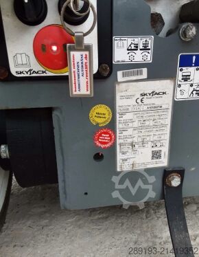 Working platform (scissor lift) Skyjack SJ III 3226 Elektro 9,90 m