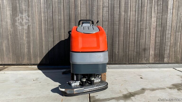 Scheuersaugmaschine, Scheuermaschine, Reinigung HAKO B70