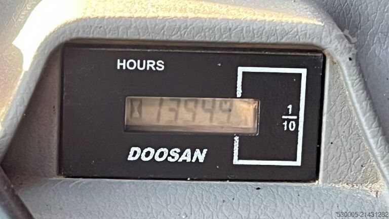 Crawler excavator Doosan DX 340 LC-3       2014