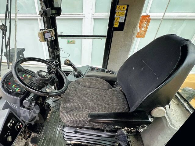 Wheel loader CAT 938 H (ONLY 8870h)