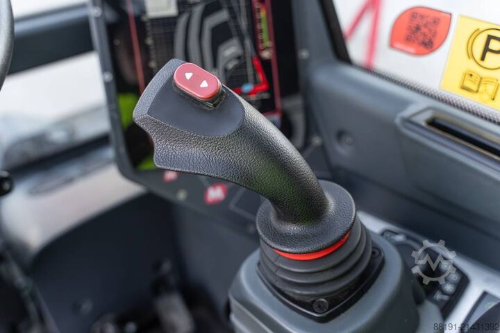 Telehandler Magni RTH 6.25