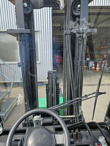 Electric 4-wheel forklift Hangcha CPD30-XD4-SI21