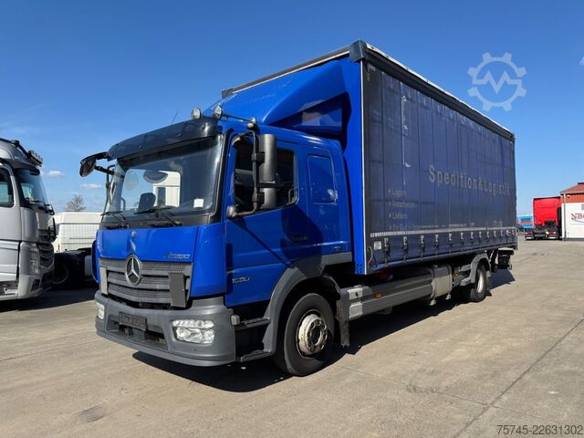 Flatbed truck with tarp MERCEDES-BENZ ATEGO 1530 * SCHLAFKABINE * LBW 2 T *KLIMA *