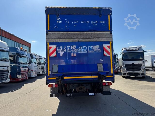 Flatbed truck with tarp MERCEDES-BENZ ATEGO 1530 * SCHLAFKABINE * LBW 2 T *KLIMA *