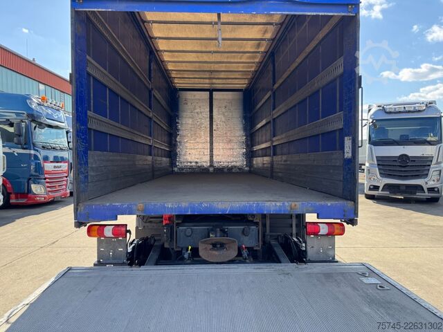 Flatbed truck with tarp MERCEDES-BENZ ATEGO 1530 * SCHLAFKABINE * LBW 2 T *KLIMA *