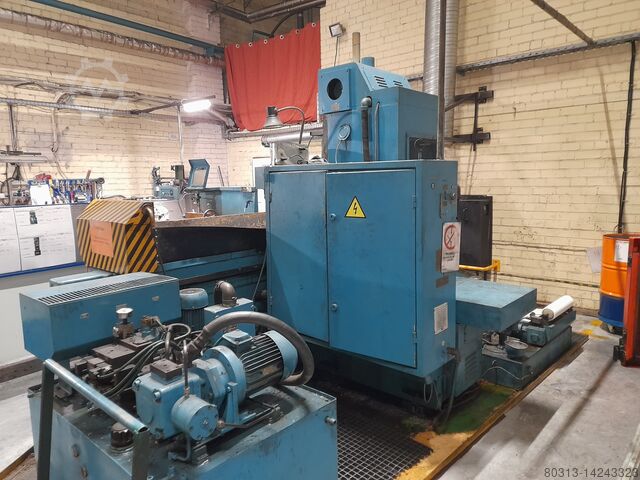 Plastering machine „Станка 3Л722“ 