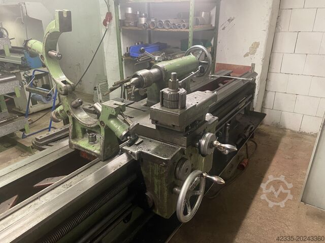 Center Lathe MATRA D 250 K