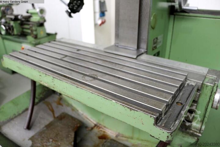 Universal Milling Machine MAHO MH 400 P