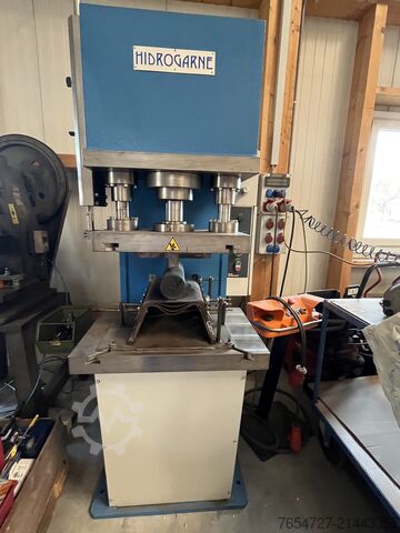 Motorized hydraulic press Hidrogarne CM-50