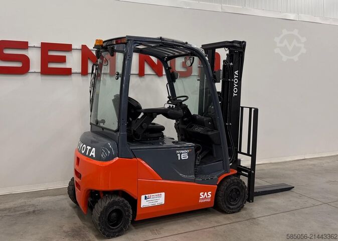 Forklift Toyota 11002 - 8FBM16T