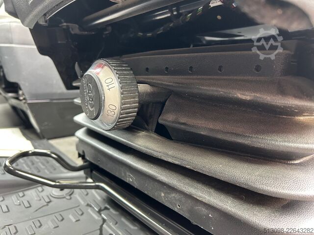 Pritschenwagen VW CRAFTER PRITSCHE DoKa TEMP. KLIMA NAVI AHK SHZ