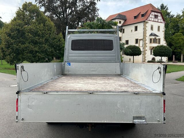Pritschenwagen VW CRAFTER PRITSCHE DoKa TEMP. KLIMA NAVI AHK SHZ